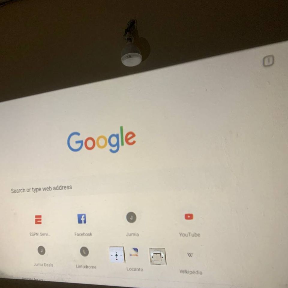 HY320 Smart Projector – Modèle Android, WiFi intégré avec haut-parleur